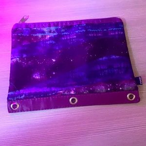 Binder pencil case to put in side